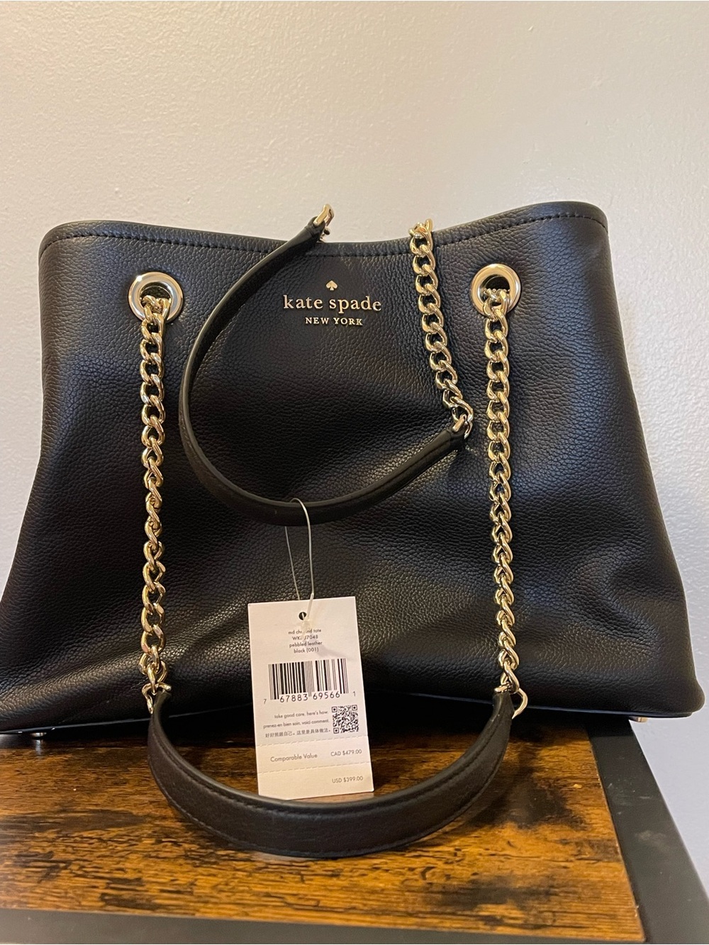 kate spade Black Pebbled Leather Shoulder Bag with Gold Chain